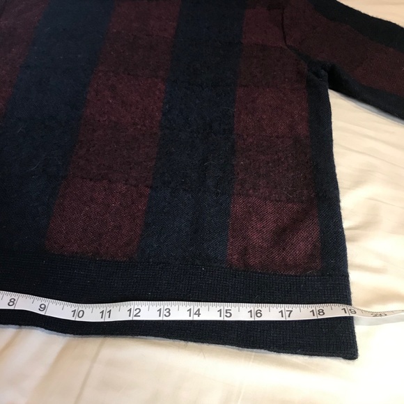 2 for $30 Uniqlo Wool Sweater - Picture 4 of 8